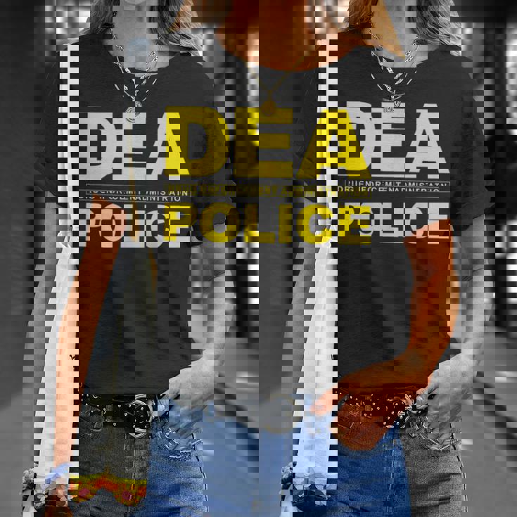 Dea 薬局 警察官 Tシャツ 彼女への贈り物