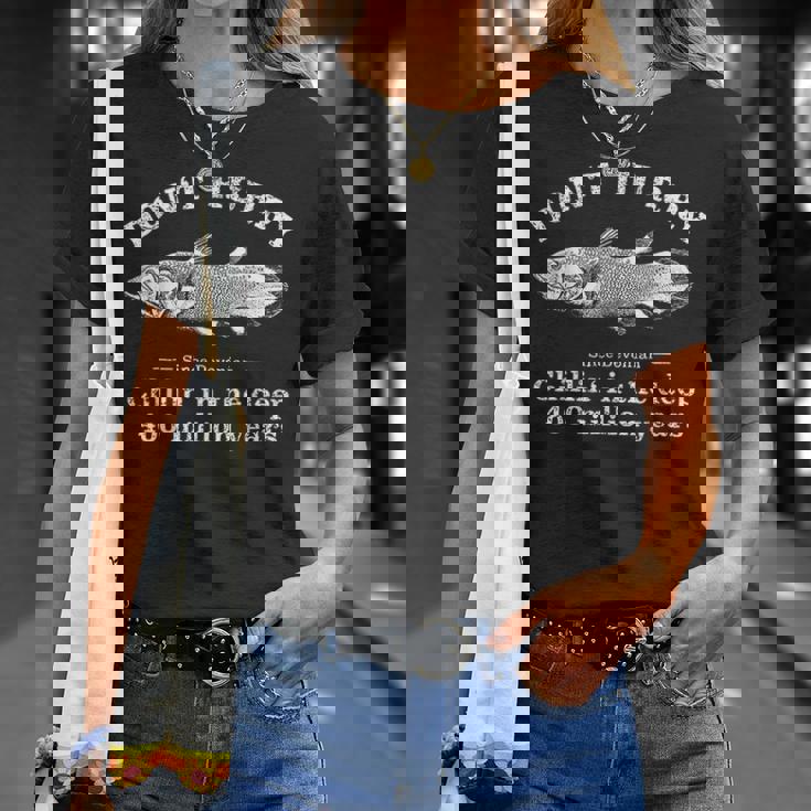 Don't Hurry Chillin' 日本製シーラカンス魚 Tシャツ 彼女への贈り物