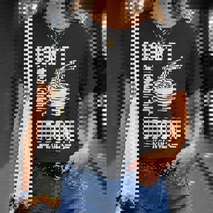 Don't Judge Me うどん Know Me おもしろ 日本食品 みそ麺 Tシャツ 彼女への贈り物