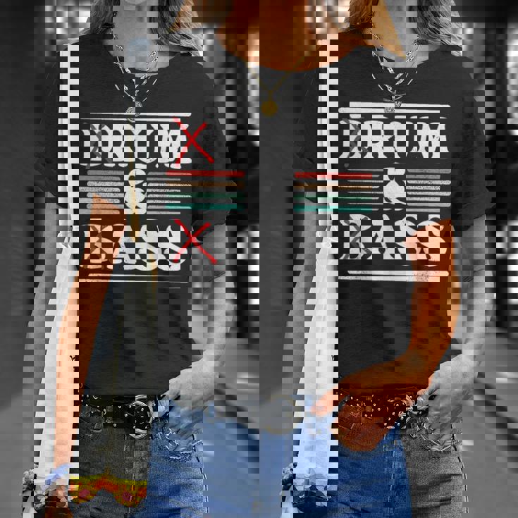 Drum & Bass Rum & Ass Retrointageibes Team Tシャツ 彼女への贈り物