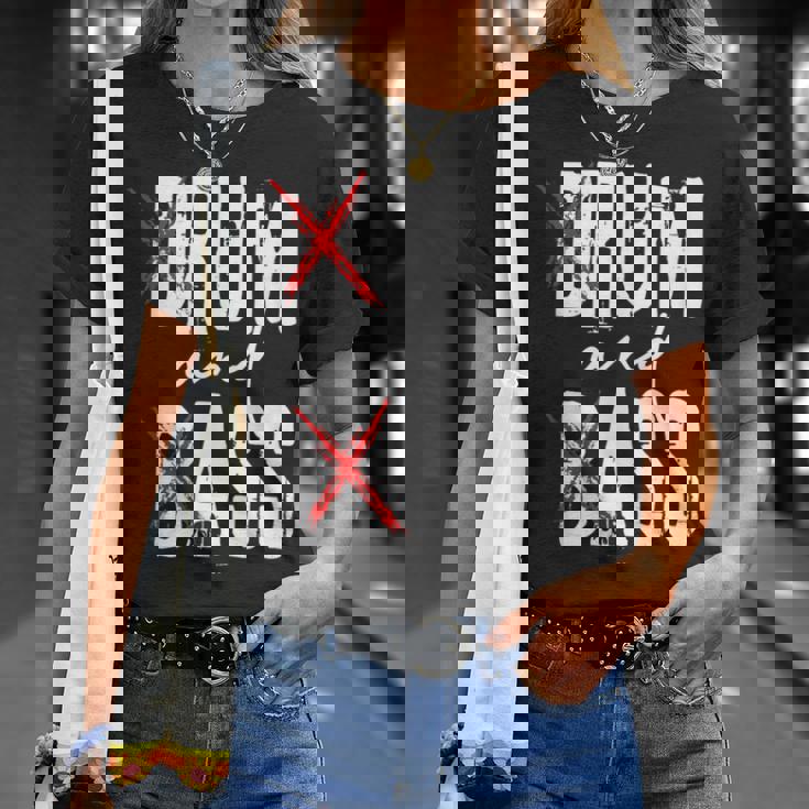 Drum And Bass Rum And Ass Tシャツ 彼女への贈り物