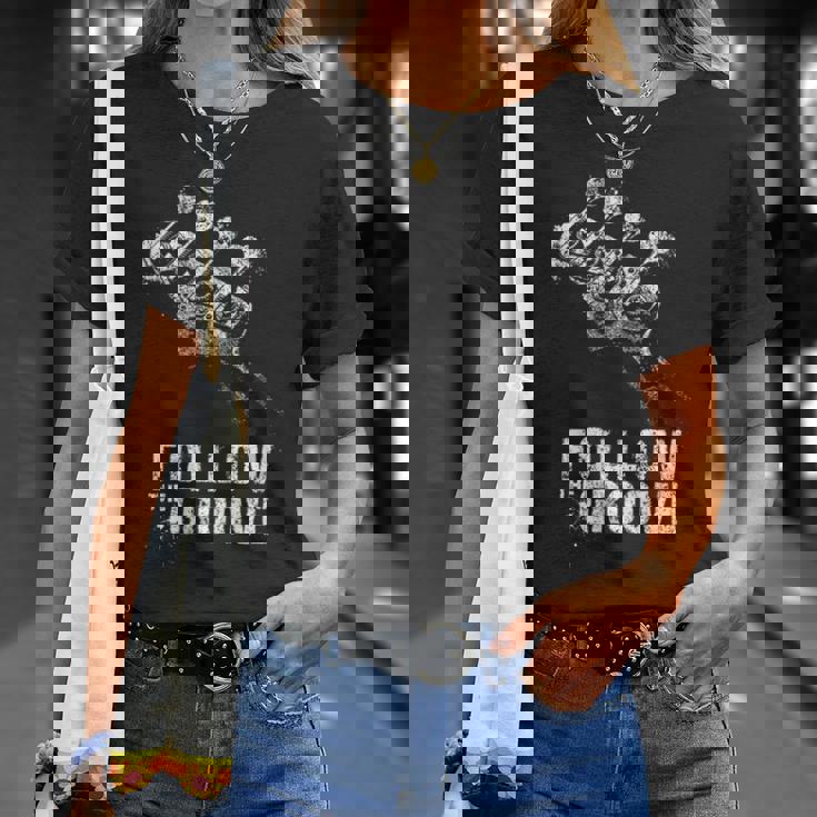 Follow The-Groove-Bass-Metal-Rock-Jazz-をフォローする Tシャツ 彼女への贈り物