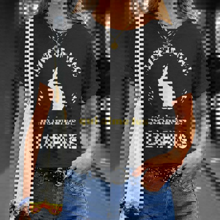 メンズ Just A Dude Who Loves Rabbits ユーモアラビットマン Tシャツ 彼女への贈り物