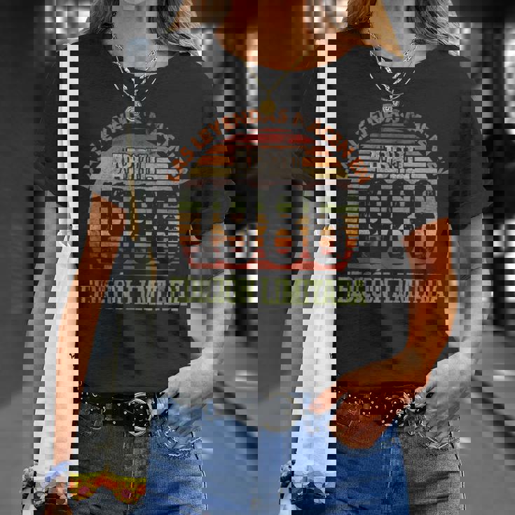 Las Leyendas Nacen En Abril 1986 38 Cumpleaños Hombre Camiseta unisex Regalos para ella