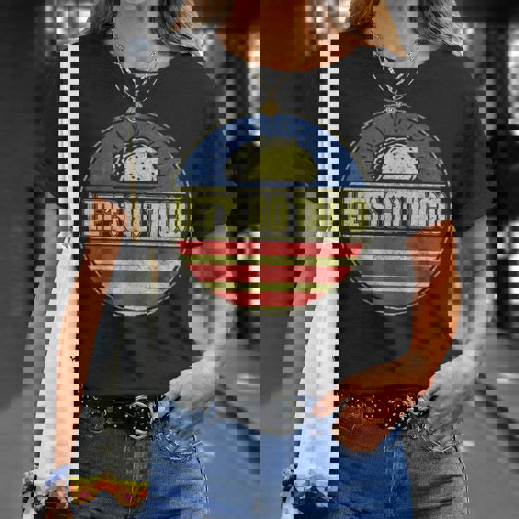 Let's Go Taco Let's Go Taco Tシャツ 彼女への贈り物