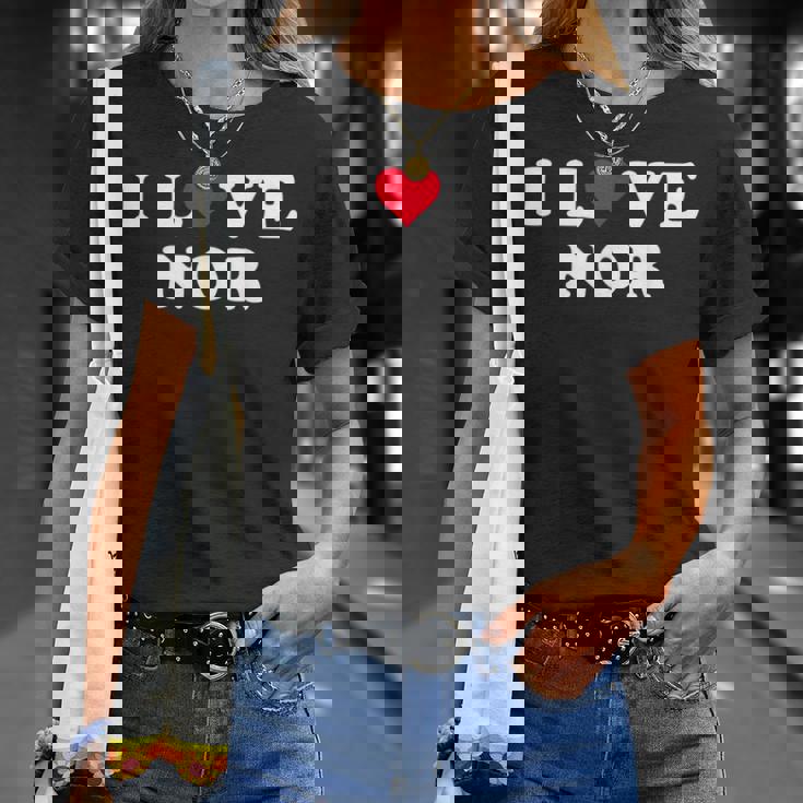 I Love Nor Match Girlfriend & Boyfriend Nor Name Tシャツ 彼女への贈り物