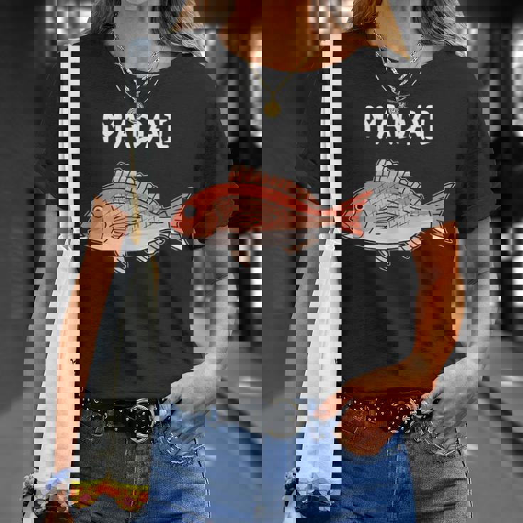 Madai 真鯛 マダイ 魚好き 願掛け 釣り好き 海釣り 趣味 おもしろ 寿司ネタ 趣味釣り 船釣り 釣り Tシャツ 彼女への贈り物