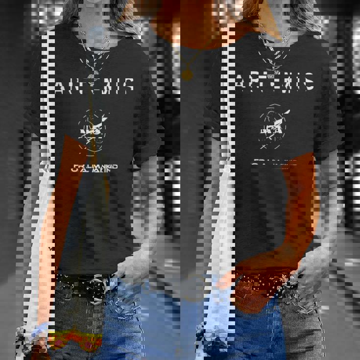Nasa アルテミスミッションフレーズ記章ロゴ Tシャツ 彼女への贈り物