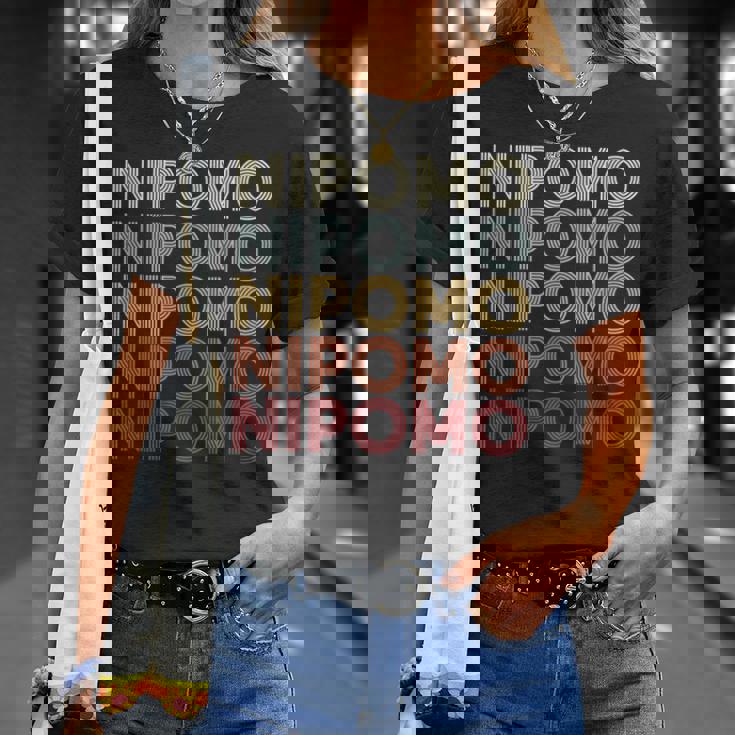 Nipomo California Nipomo Ca Retrointage Text Tシャツ 彼女への贈り物