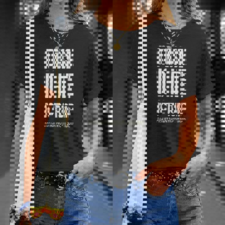 No Racism-No Hate Trump Racism Is Idiotic Tシャツ 彼女への贈り物