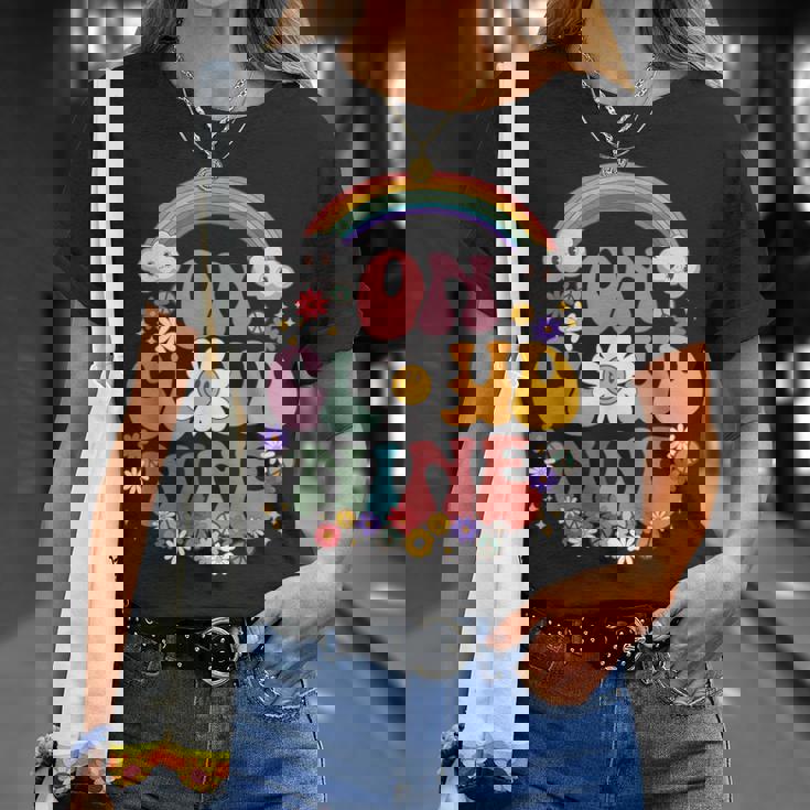 On Cloud Nine Birthday シャツ 9歳の誕生日 女の子 面白い レトロ Tシャツ 彼女への贈り物