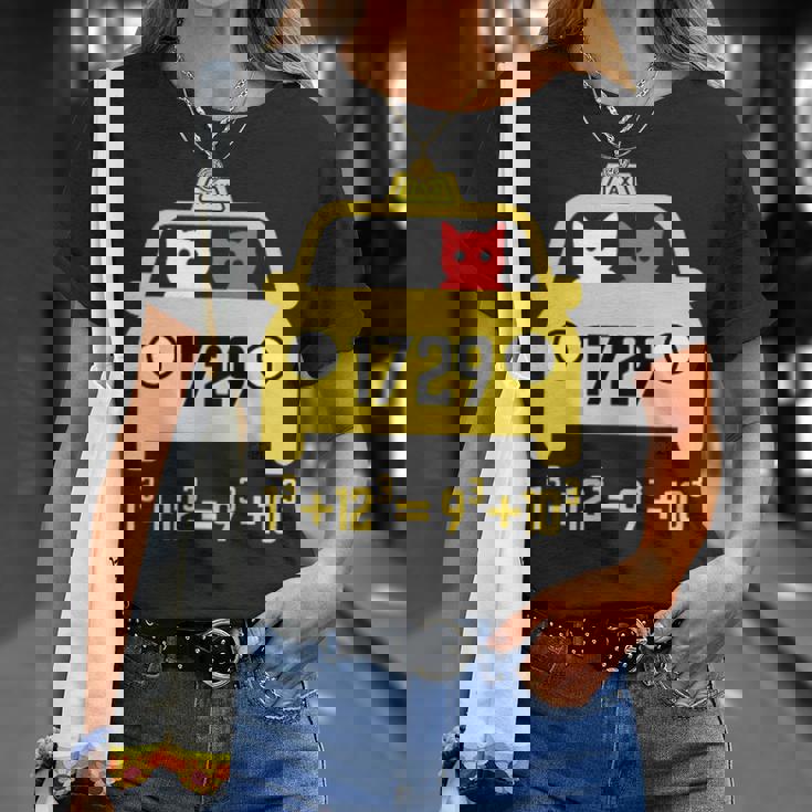 Penredpen タクシーキャット、ラマヌジャンタクシータクシー番号 1729 Tシャツ 彼女への贈り物