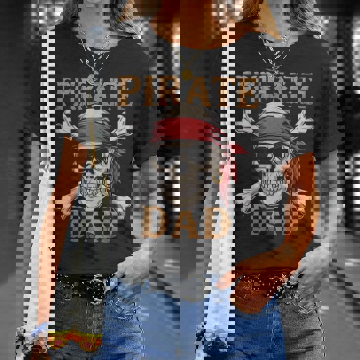 Pirate Dadkull クロスボーン 面白いお父さんギフト 父の日に Tシャツ 彼女への贈り物