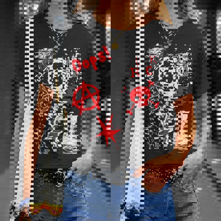 Punk's Not Dead ブラック&レッド Tシャツ 彼女への贈り物