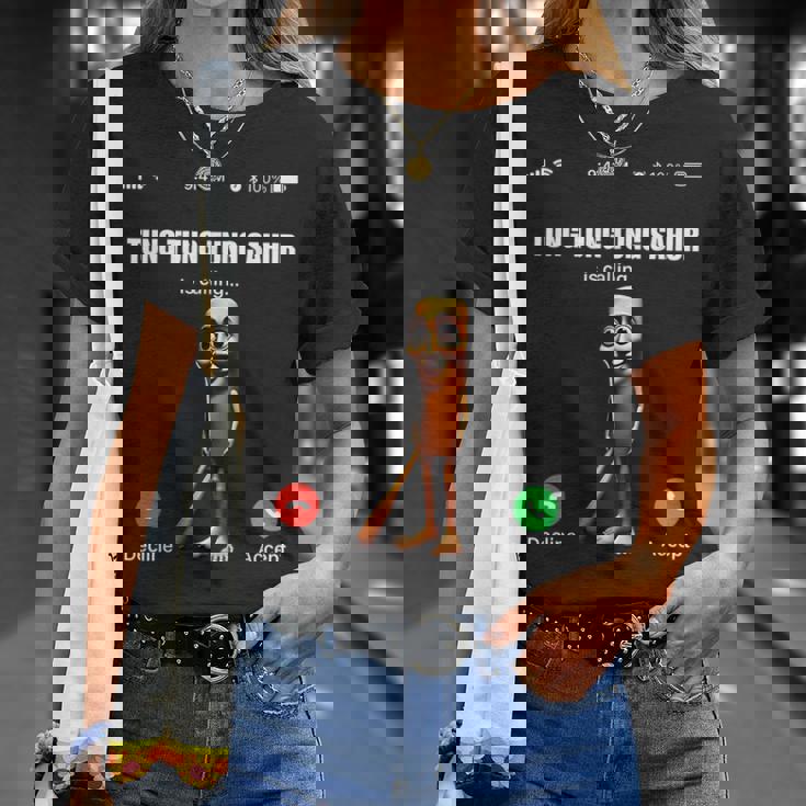 Tung Tung Tungahur-イタリアのブレインロットミーム Tシャツ 彼女への贈り物