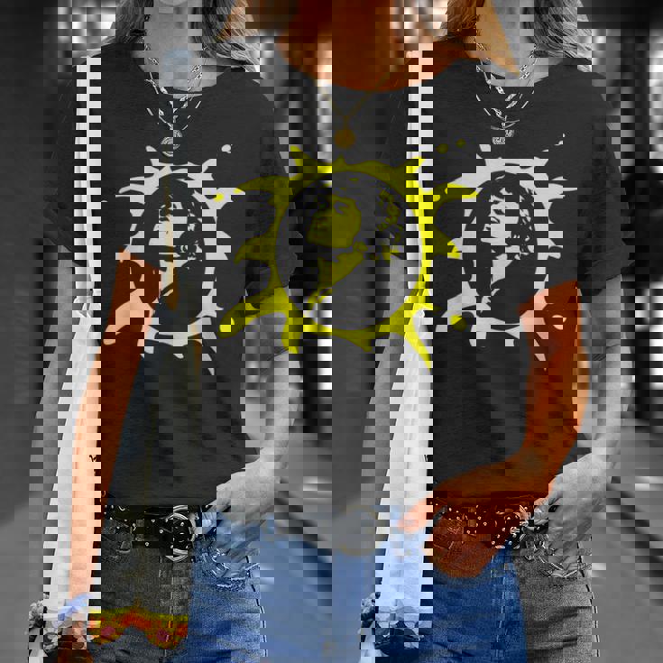 Viktor Tsoi ロックミュージシャン ロシアシネマ ギフト Tシャツ 彼女への贈り物