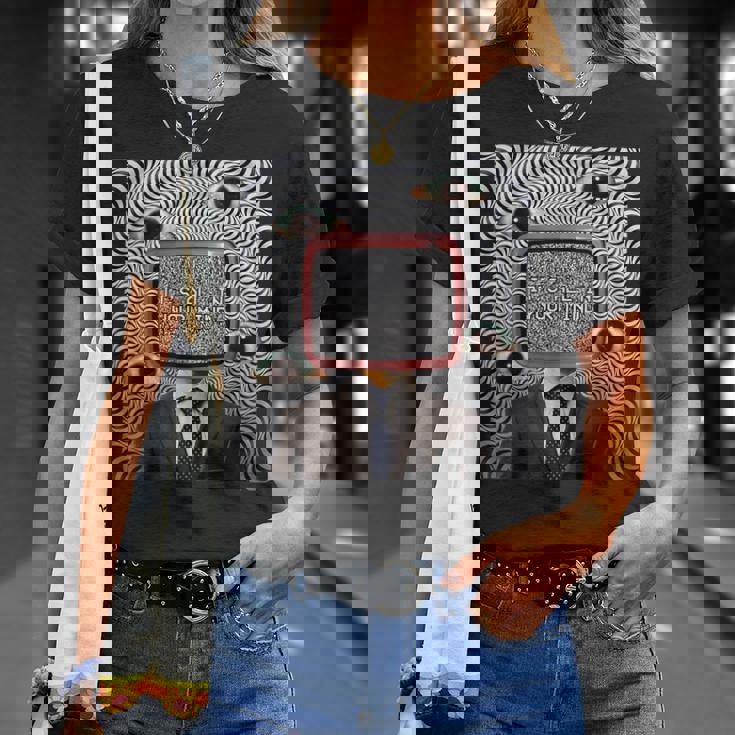 Weirdcore審美的奇妙な目の光学的錯覚オデコール Tシャツ 彼女への贈り物