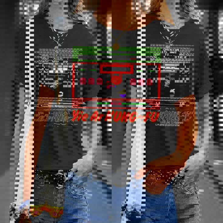 「イー・アル・カンフー」キック Tシャツ 彼女への贈り物