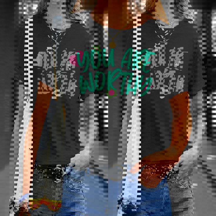 あなたはふさわしい Tシャツ 彼女への贈り物