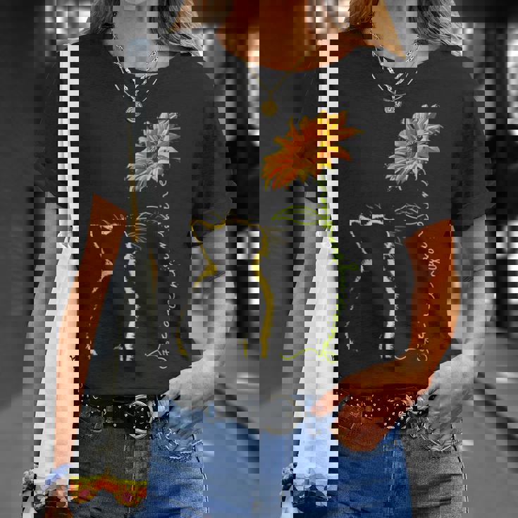 かわいい猫のシルエット 猫好き 猫飼い 猫 ネコ ねこくろねこ好き 面白い サプライズ ギフト にゃんこ Tシャツ 彼女への贈り物