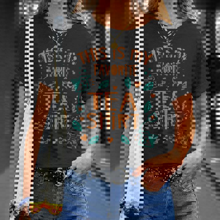 これが私の好きな紅茶のシャツです 恋人 お茶 ダジャレ ドリンク と言っています。 Tシャツ 彼女への贈り物