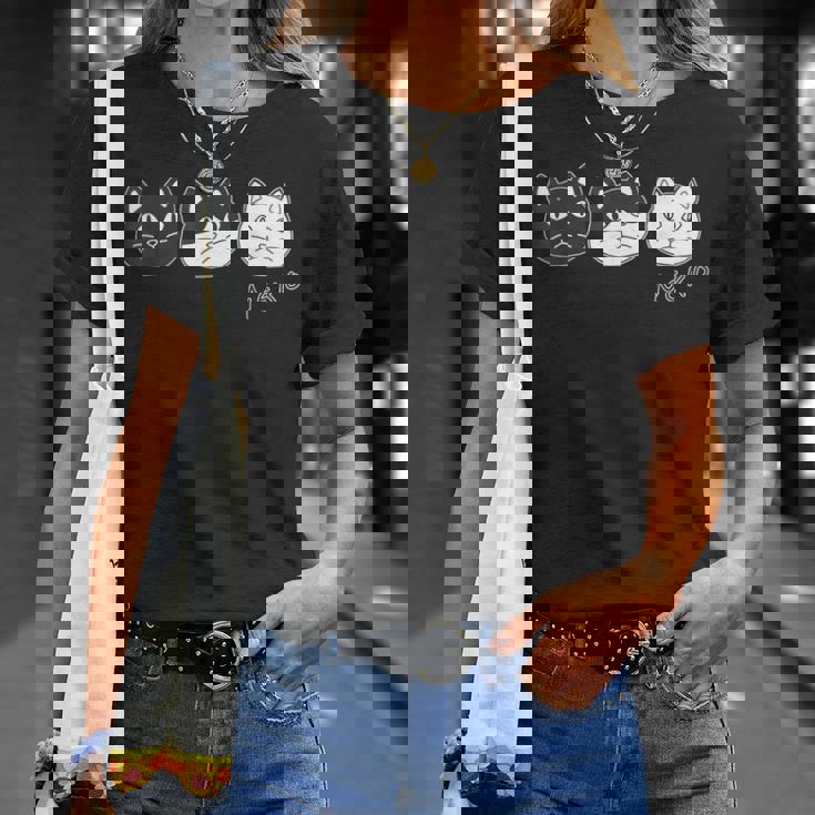 ねこさん 3 スリー Neko・Neko・Neko 黒猫・ハチワレ・白猫【どうぶつフレンズ】不機嫌猫 顔イラスト Tシャツ 彼女への贈り物