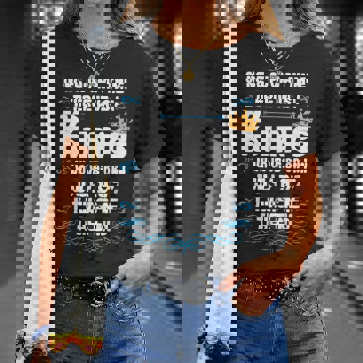 むかしむかし、王様がいました。1977年7月誕生日 Tシャツ 彼女への贈り物