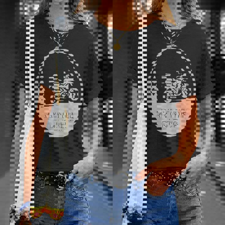 アドベンチャーバイクtシャツ Tシャツ 彼女への贈り物