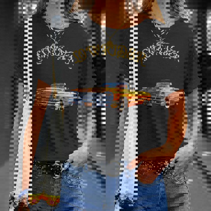 イエロー ローライダー キャデラック Tシャツ 彼女への贈り物