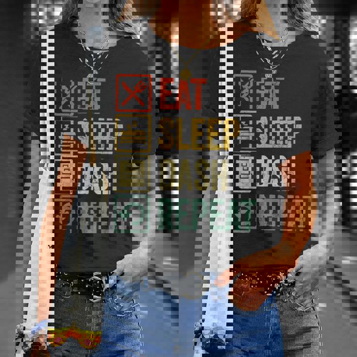 イートスリープダッシュリピートビデオゲームジオメトリビデオゲーマー Tシャツ 彼女への贈り物