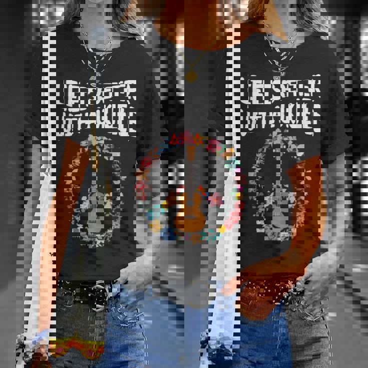 ウクレレで人生はもっと良い-ウクレレ愛好家 Tシャツ 彼女への贈り物