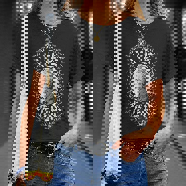 オーストリアのクラシック音楽作曲家 ヴォルフガング・アマデウス・モーツァルト Tシャツ 彼女への贈り物