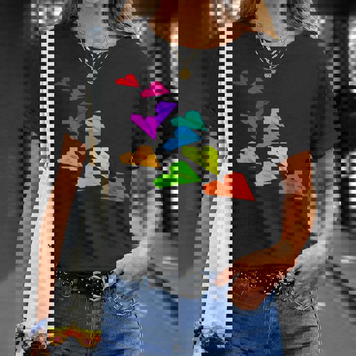 カラフルな紙飛行機デザイン 飛行機愛好家向け Tシャツ 彼女への贈り物