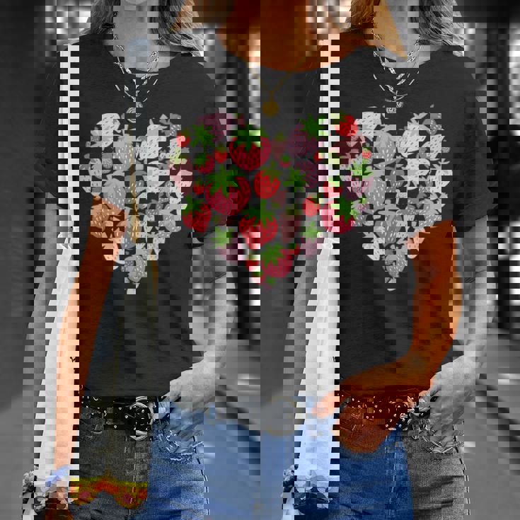 カワイイ ストロベリーハート コテージコア エステ ストロベリー Tシャツ 彼女への贈り物