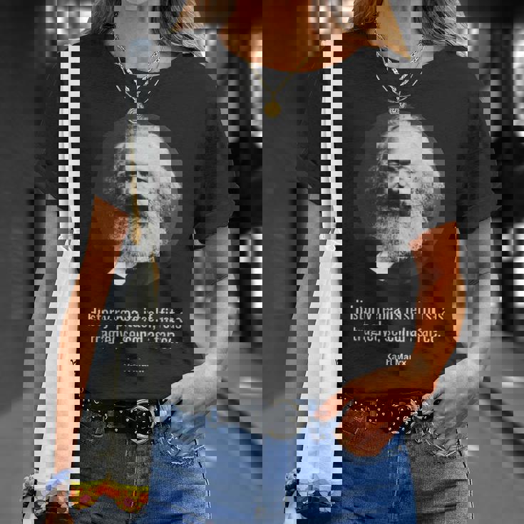 カール・マルクス 名言 哲学者の哲学 賢いマルクス主義ストイック Tシャツ 彼女への贈り物