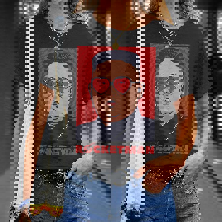 キム・ジョンウン、ファニー・ロケットマン・パロディ・ロックンロール Tシャツ 彼女への贈り物