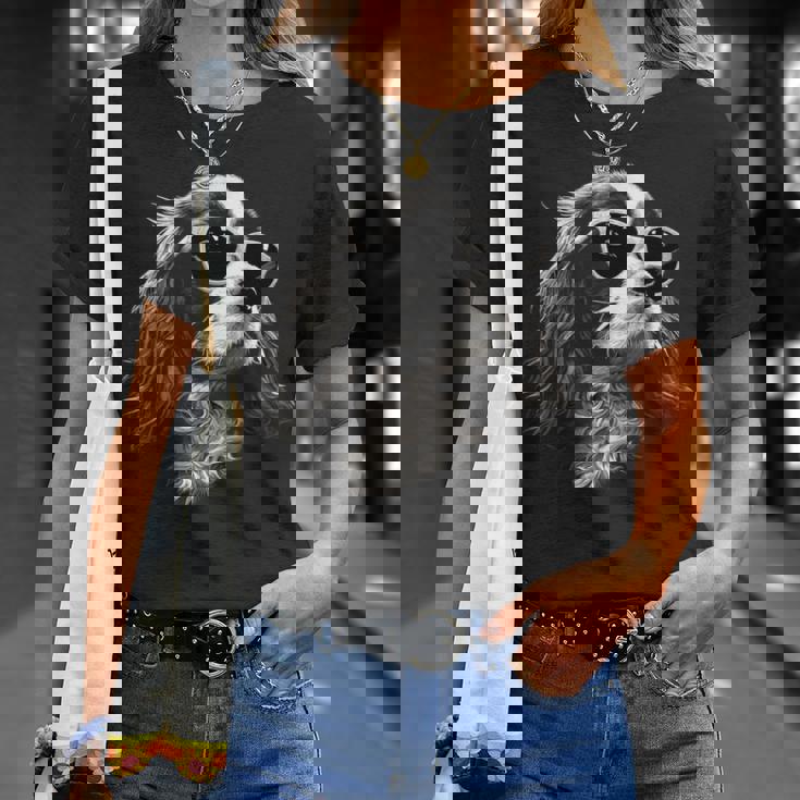 キャバリア・キング・チャールズ・スパニエル犬とサングラス Tシャツ 彼女への贈り物