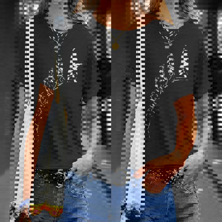 ギタープレイヤーの進化 面白いギタリストのミュージシャン Tシャツ 彼女への贈り物