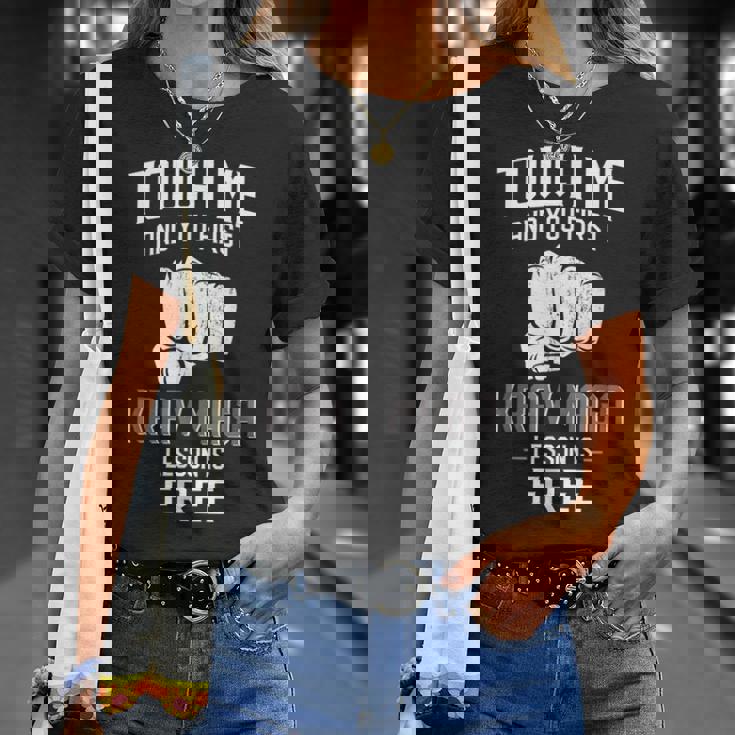 クラヴマガ タッチ・ミーで初回クラヴマガレッスン無料 Tシャツ 彼女への贈り物