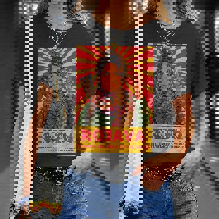 クルドのロジャバ クルディスタン 「勝利 」デザイン Tシャツ 彼女への贈り物