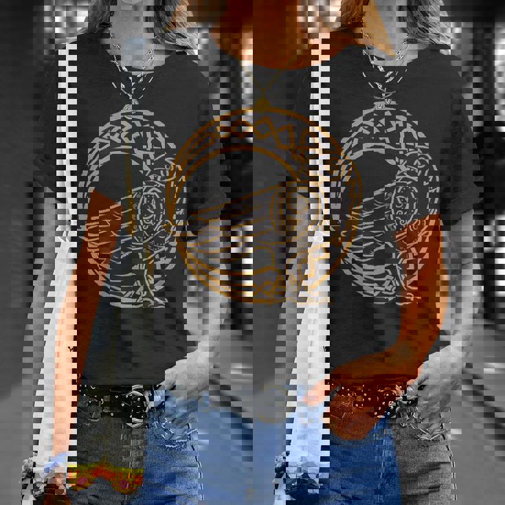 ケルトの月と部族のカラス ウィッカ オカルトシンボル Tシャツ 彼女への贈り物