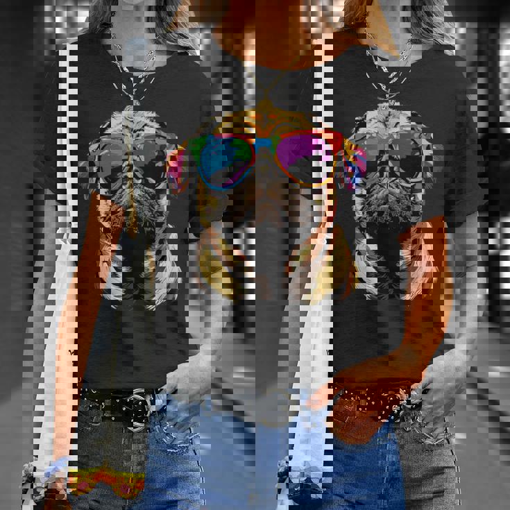 サングラスとパグベージュ犬愛カーリンかわいいパグ Tシャツ 彼女への贈り物