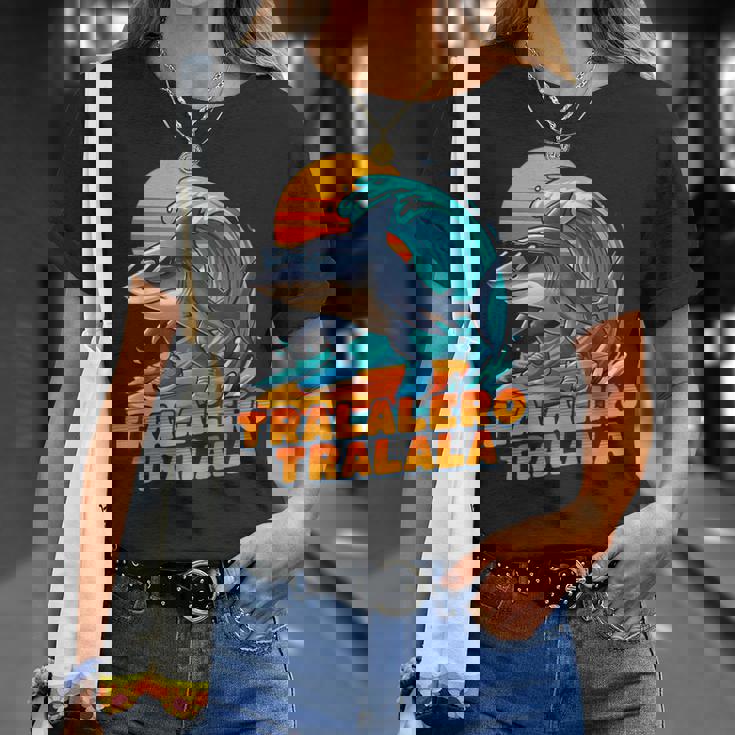 サーフィン トララレロ トラララ イタリアンブレインロットミーム Tシャツ 彼女への贈り物