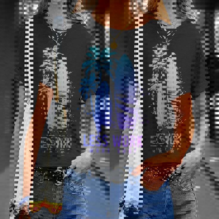 サーフィン ヴィンテージ サーフボード ヤシの木 ビーチ 面白い サーファー Tシャツ 彼女への贈り物