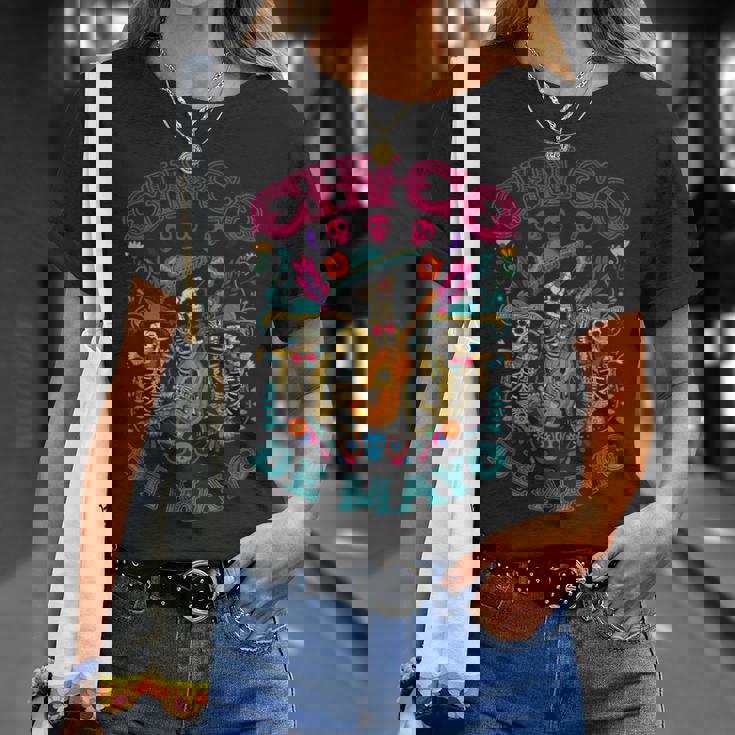 シンコ・デ・マヨ ギターを弾く骸骨 メキシコ・フィエスタ Tシャツ 彼女への贈り物