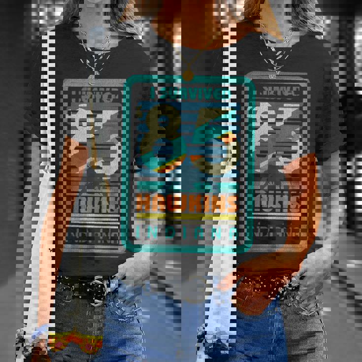 ストレンジャー・シングス ビンテージ デモゴルゴン ポスター ホーキンス インディアナ 85 Tシャツ 彼女への贈り物