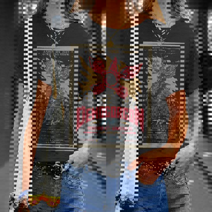 ストレンジャー・シングス ポスター Demogorgon Live Fan Memorabilia Tシャツ 彼女への贈り物