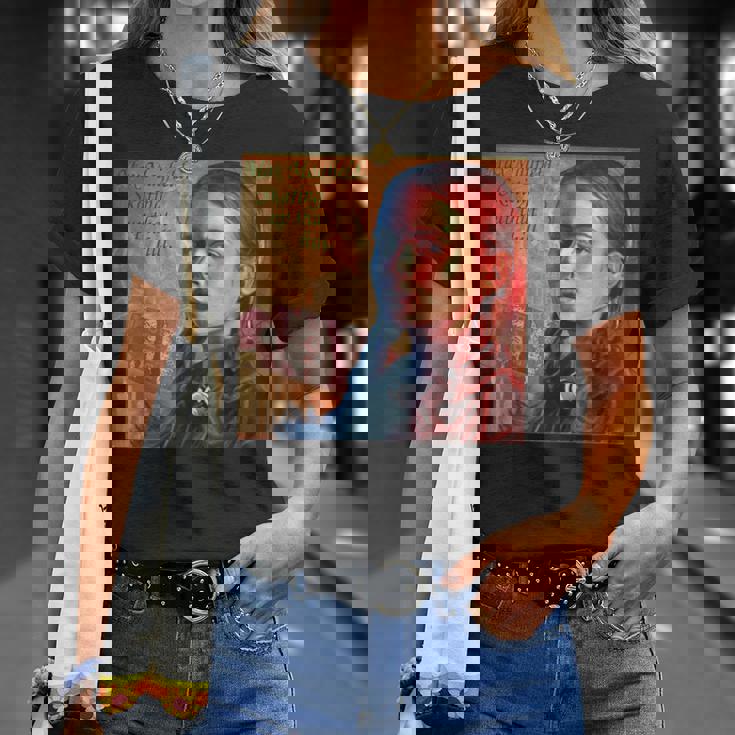 ストレンジャー・シングスリミックスマックス・スケーティング・アップ・ザット・ヒル・アート Tシャツ 彼女への贈り物