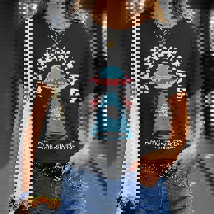 ゼブラヘッド脳侵略者面白いデザイン。 Tシャツ 彼女への贈り物