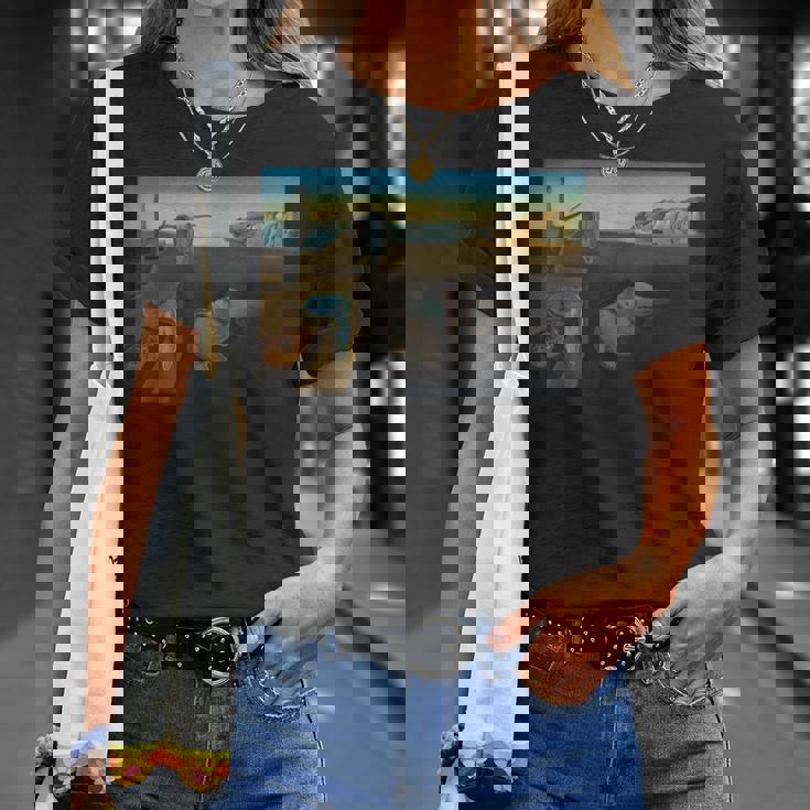 ダリによる有名な絵画の持続性 Tシャツ 彼女への贈り物